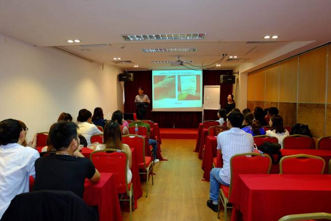 Cho thuê phòng họp giá rẻ - LH: 0912. 123. 267