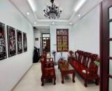 Bán nhà riêng ngõ Quỳnh, phố Bạch Mai, 41m2x5t, mt 4.1m, giá 6.8 tỷ.