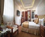 Bán Khách sạn 4 sao phố Duy Tân, Cầu Giấy, 10 tầng, 72 phòng, doanh thu khủng, giá 220 tỷ