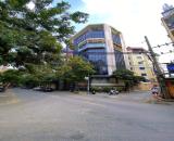 Bán Nhà Lô Góc 1 mặt phố 2 mặt ô tô tránh - Mặt Phố Nguyễn Khả Trạc. DT 160m2 x 8T. MT 20m