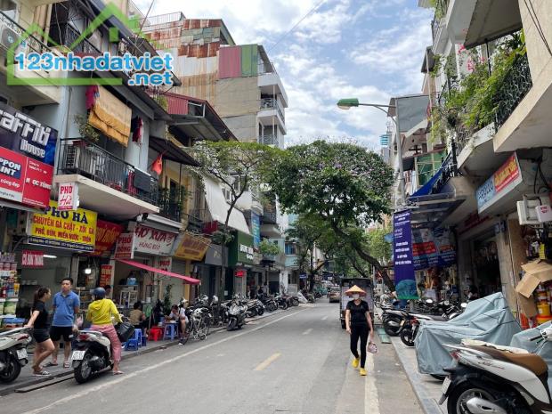 Mặt phố Hàng Mành, Hoàn Kiếm, trung tâm phố cổ, kinh doanh khủng, 330m2, giá chỉ 190 tỷ
