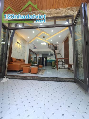 Mình chính chủ cần bán nhà 3 tầng đẹp đường Nguyễn Chích, Hoà Minh, Liên Chiểu - 4