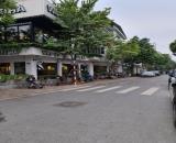 Nhà phố Lâm Hạ, 5 Tầng, Thang Máy, Gara Ôtô, Sống Đẳng Cấp.