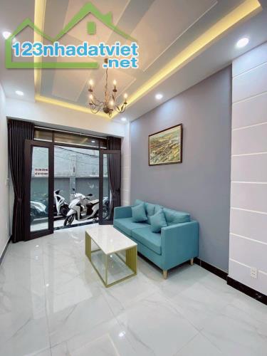 Cao Thắng Phú Nhuận – giáp Quận 3 – nhà đẹp 4 tầng – 3  mặt thoáng không lộ giới. Giá 4.8