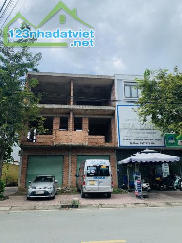 Căn góc nhà thô 1 trệt 2 lầu 90m2 mặt tiền N4 khu Song Ngữ Lạc Hồng, phường Bửu Long - 1