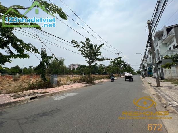Bán đất phường Quang Vinh lô góc hông mặt tiền hẻm chính đường Nguyễn Du 80m2 giá 4,3 tỷ. - 1