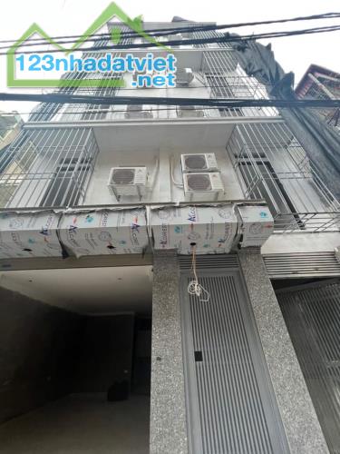 Bán toà chung cư mini tại  Trần Phú. Hà Đông DT80m x 8 tầng. MT 6.7m