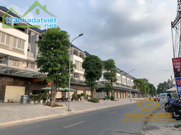 Bán nhà khu Văn Hoa Villas, mặt tiền đường Nguyễn Văn Hoa, phường Thống Nhất giá 13.5 tỷ - 2