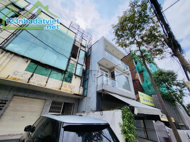 Nhà 1 trệt 3 lầu 508m2 mặt tiền Phạm Văn Thuận đối diện cây xăng Petrolimex giá 100 triệu - 1