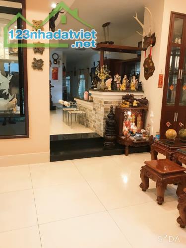 Bán nhà hẻm 422 đường Nguyễn Thị Định, TML, Quận 2, 320m2, 3 Tầng, giá rẻ - 1