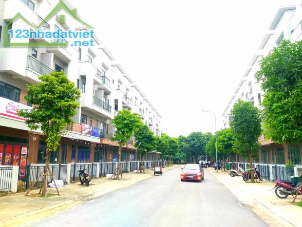 MUA NHÀ NĂM 2026 VỚI GIÁ CUỐI NĂM 2023 SH chung cư trung tâm KCN VSIP Bắc Ninh. Chỉ từ