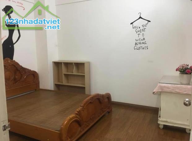 Cho thuê căn hộ chung cư Việt Hưng 8.5tr/ tháng đầy đủ nội thất, 2PN, 2VS 76 m2 - 3