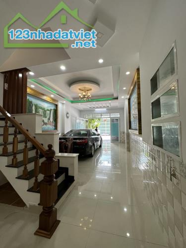 8tr/tháng - Cho thuê nhà 3 tầng 5 PN khu TDC Phước Long - 1