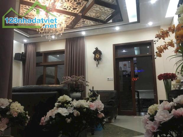 # Nhà Mặt Tiền Nguyễn Tri Phương 271m2, 4 tầng đẹp, KD, nhỉnh 62tr/m2 - 2