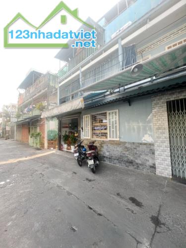 Căn góc 2 tầng hẻm xe tải sát đường Nguyễn Kim P6Q10 - 2