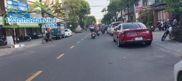 ► Nhà Mặt Tiền Nguyễn Tri Phương 285m2, Ngang 16m, KD VIP 28.5 tỷ - 1