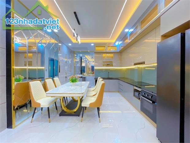 Nhà siêu đẹp 4 tầng full nội thất – HXH Nguyễn Văn Khối, P8, nhỉnh 8 tỷ - 2