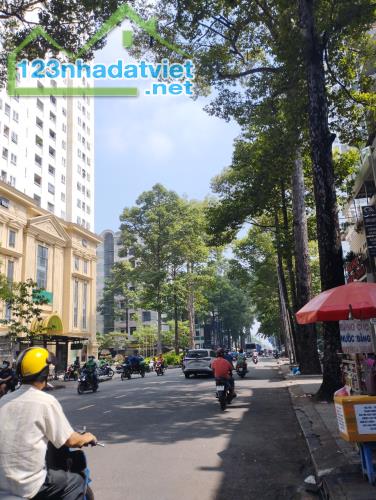 Ngộp Nguyễn Thị Minh Khai - Bên Quận 1 - HXH - 2 tầng - 35m2 - 4