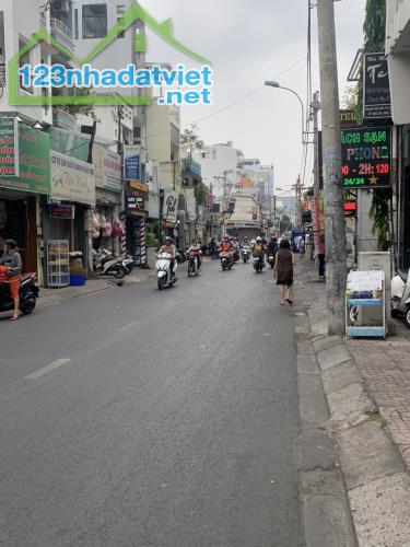 Bán gấp nhà phố 2 tầng mặt tiền đường Nguyễn Trọng Tuyển, P 15, Phú Nhuận.Dt:4x16, 18 tỷ
