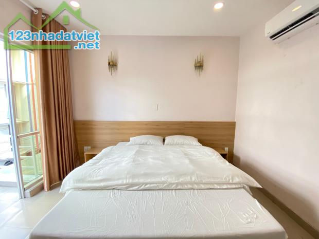 Cho thuê căn hộ dịch vụ siêu mới KDC Trung Sơn, bancol riêng - đầy đủ nội thất - 2