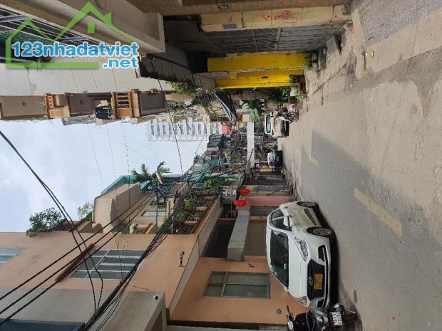 Bán nhà Trần Phú, Văn Quán. 45m x 4 tầng, ô tô đỗ cửa, xe tải tránh nhau cách 10m. Giá 7.3 - 1