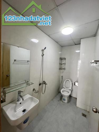 Bán căn hộ 70m toà HH02C, giá rẻ nhất Thanh Hà LH 0335688885 - 1