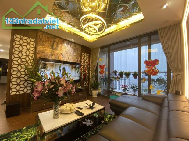 Bán căn chung cư 132m 3PN tòa Golden land, Thanh Xuân, full đồ, giá 6.06 tỷ.LH 0965730488 - 4