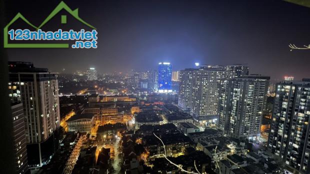 Bán căn chung cư 132m 3PN tòa Golden land, Thanh Xuân, full đồ, giá 6.06 tỷ.LH 0965730488 - 2