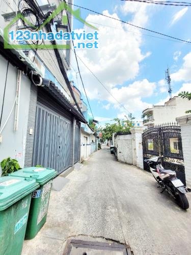 Cần bán căn hộ dịch vụ mặt tiền Đường 17 Tân Mỹ, Tân Thuận Tây, Quận 7 - 1