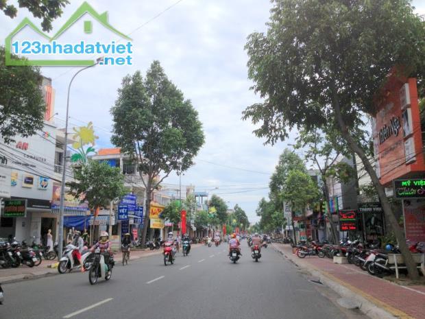 Cho thuê nhà mặt tiền Nguyễn Văn Trỗi gần chợ Cô Giang - phường 4 - TP.Vũng Tàu.