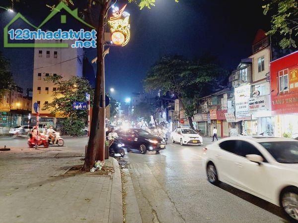 Bán nhà mặt phố Nguyễn Thái Học,quận Đống Đa–38M-MT 5.7M-Kinh Doanh-Ổn Định-Chỉ 17.5 tỷ - 1