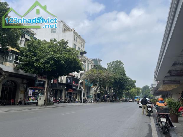 Bán nhà KINH DOANH mặt phố siêu VIP HÀNG BÀI - Hoàn Kiếm, 38m2, 30 tỷ