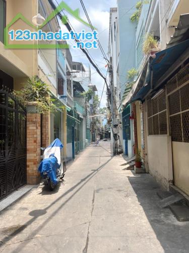 Căn góc 3 tầng hẻm thông đường Phan Văn Trị P7Q5 - 2