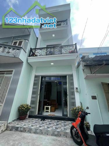Nhà mới HXH số 93 phùng tá chu phường An Lạc A Quân Binh tân 32m 2 lầu 4 pn - 5