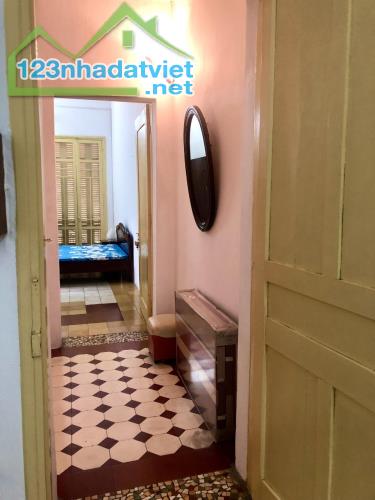 Cho thuê biệt thự độc lập tầng 2 phố Nguyễn Huy Tự, Hai Bà Trưng 120m2 giá rẻ - 2