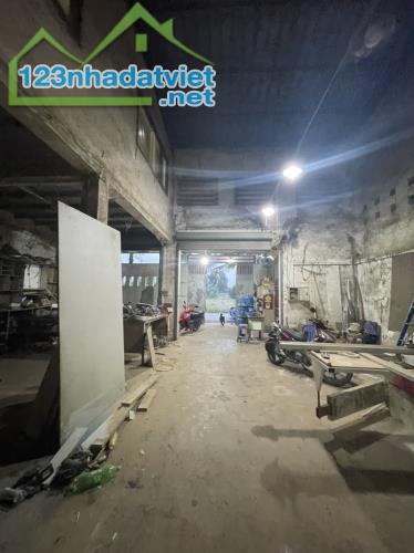 Bán nhà xưởng Xuân Thới Sơn,Hóc Môn , 2Tx 300 m2  .Giá chỉ  8.3 tỷ (TL) - 3
