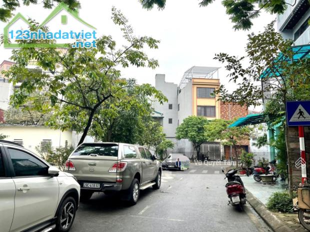 Bán đất phân lô đấu Giang Biên, Long Biên 75m2 vỉa hè ô tô tránh - văn phòng view sân - 3