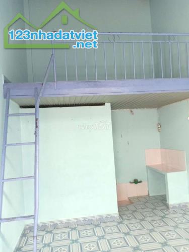 Còn 2 phòng trọ sạch đẹp giá rẻ gần đường Nguyễn Văn Quá, Quận 12 - 3
