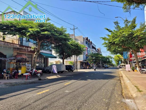 Nhà mặt tiền kinh doanh Hồ Tùng Mậu trung tâm BMT gần ngay ngã 6 - 1