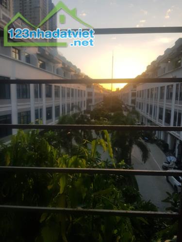 Chính chủ cho thuê căn hộ CCMN 50m2, 2 PN, Full nội thất đường Hàm Nghi View Vinhomes - 5