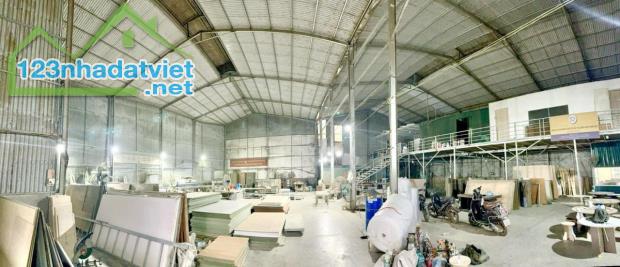 Cho thuê kho xưởng 700m2 ở Cự  Khê -Thanh Oai , Hà Nội. Kho cao 9m, xe 10 tấn đỗ cửa, giá