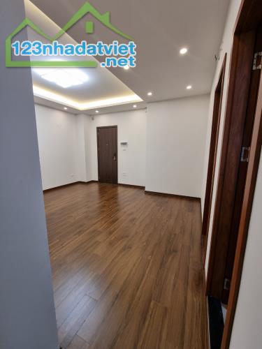 Bán căn hộ tầng cao tòa 18T Lê Văn Lương dt110m 3PN 2WC nhà đẹp có đồ giá hơn 5 tỷ - 3