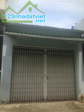 Bán nhà Tân Sơn Nhì, 3,5x8m nhà cấp 4 giá 2,35 tỷ