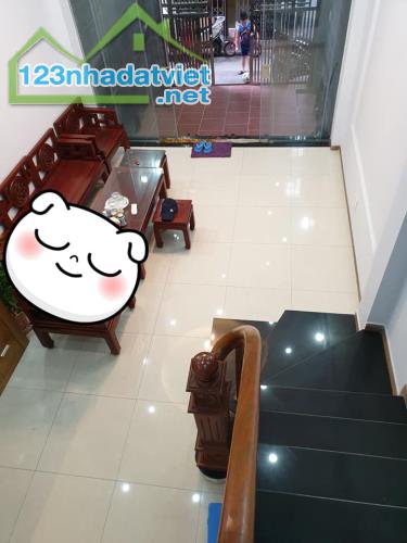 Bán nhà đường Kim Ngưu, 38m2, nhà Cực đẹp, sát Mặt phố, ngõ xe 3 gác tránh, Giá 3,9 tỷ - 3