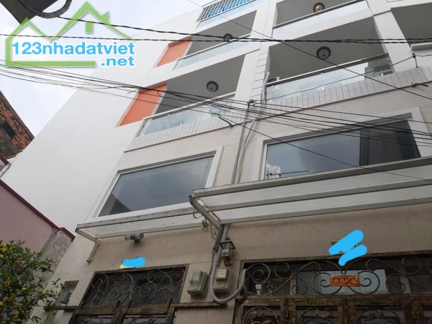 Bán nhà tặng nội thất đường Nguyễn Tri Phương, Quận 10,55m,5 tầng 5PN giá 8 tỷ