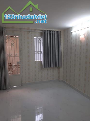 Bán nhà Hồ Thị Kỉ Quận 10 gần Hùng Vương, 3 tầng giá chỉ 2.5 tỉ