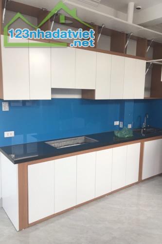 Bán nhà mặt phố Giảng Võ, 65m2, xây 8 tầng, thang máy, đang cho thuê 90 triệu/tháng, 23 tỷ - 3