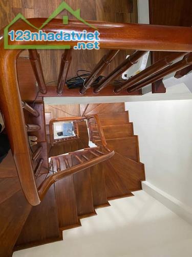 Bán nhà đường Nguyễn Thị Định, 5 tầng 47m2 Ngõ thẳng Nông, giá chỉ 4 tỷ 200tr - 1