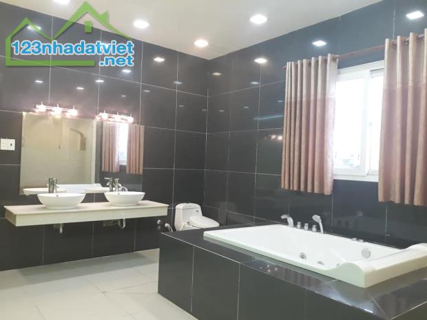 Quận 10, hẻm 6m, ở, kinh doanh, khu cán bộ , 45m2, 8 tỷ.