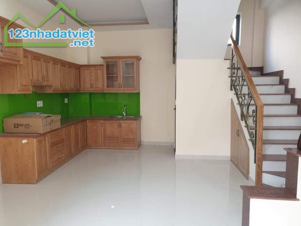 HẺM BA GÁC – 40M2 – HOÀNG HOA THÁM Bình Thạnh, đang kinh doanh 8 triệu, CHỈ 3,9 tỷ.